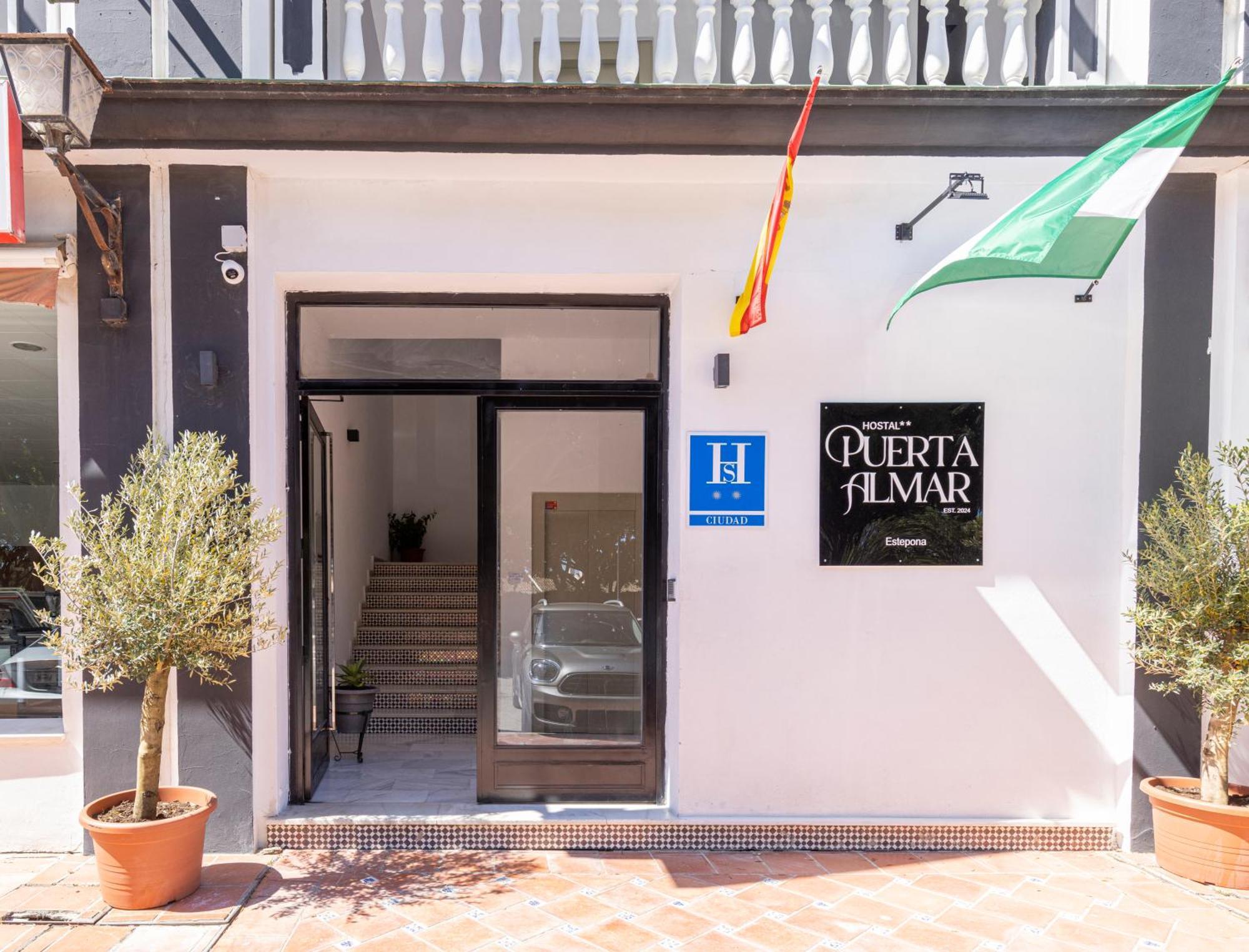 Hostal Puerta Almar เอสเตโปนา ภายนอก รูปภาพ